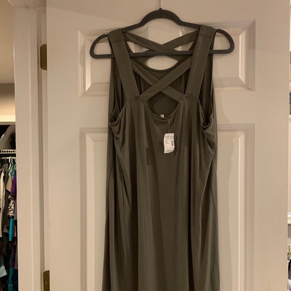 NWT plus size 0 dress NWT - Picture 2 of 4